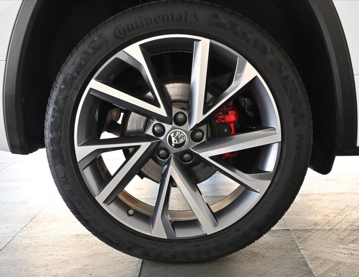 Škoda Kodiaq SUV / Terénní 1,5 l 110 kw