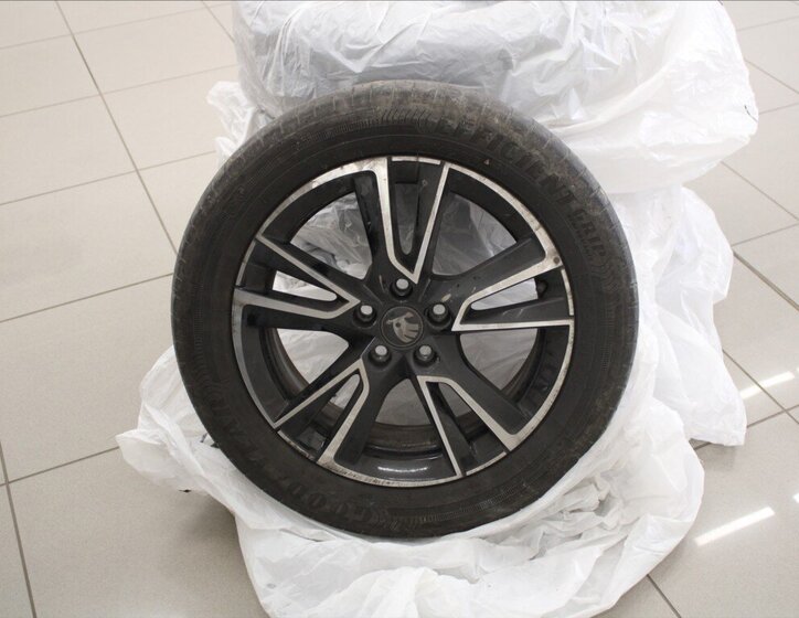 Škoda Fabia Hatchback 999,0 85 kw