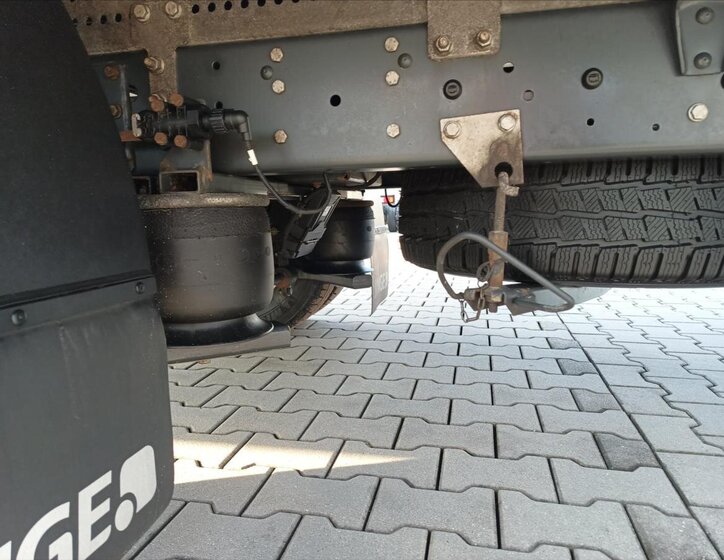 Iveco Ostatní Skříň 3,0 l 129 kw