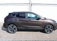 Nissan Qashqai SUV / Terénní 1,3 l 117 kw