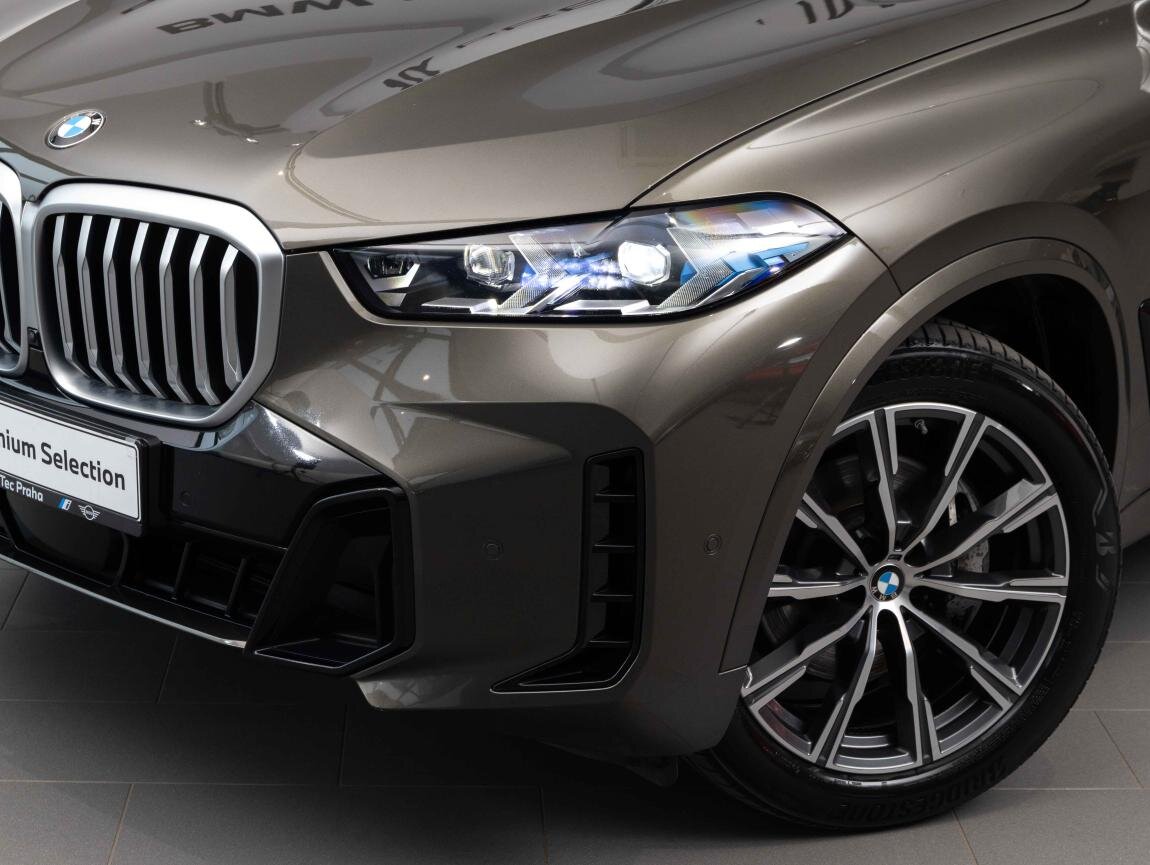 BMW X5 SUV 3,0 l 219 kw