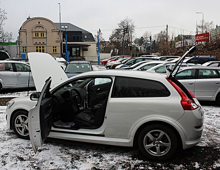Volvo C30 24