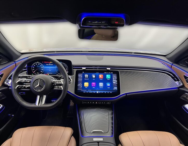 Mercedes-Benz Třídy E Sedan 2,0 l 185 kw