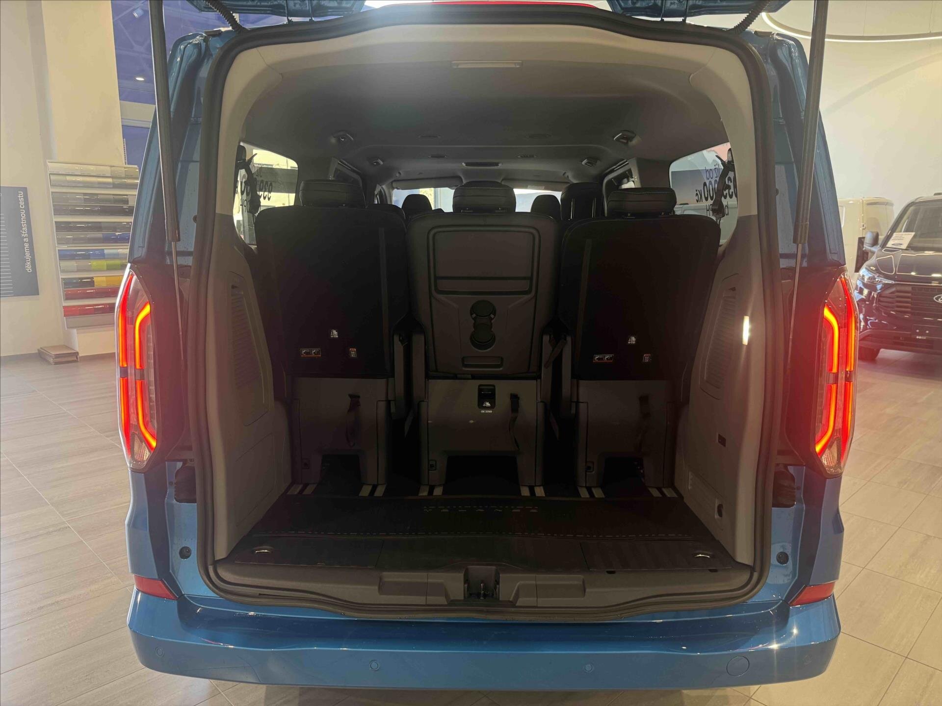 Ford Tourneo Kombi 2,0 l 125 kw