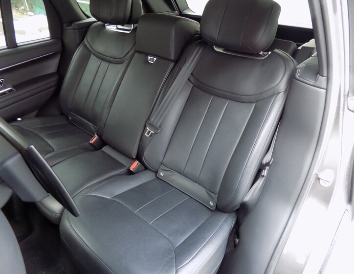 Land Rover Range Rover SUV 4,4 l 390 kw