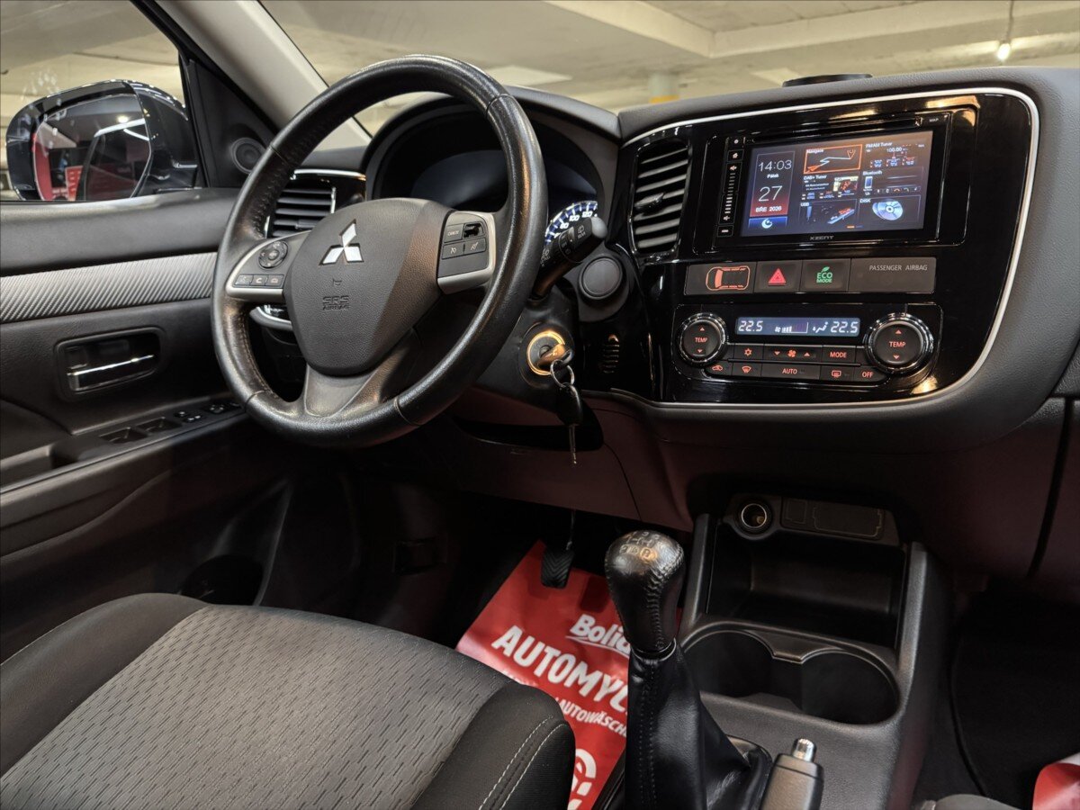 Mitsubishi Outlander SUV / Terénní 2,0 l 110 kw