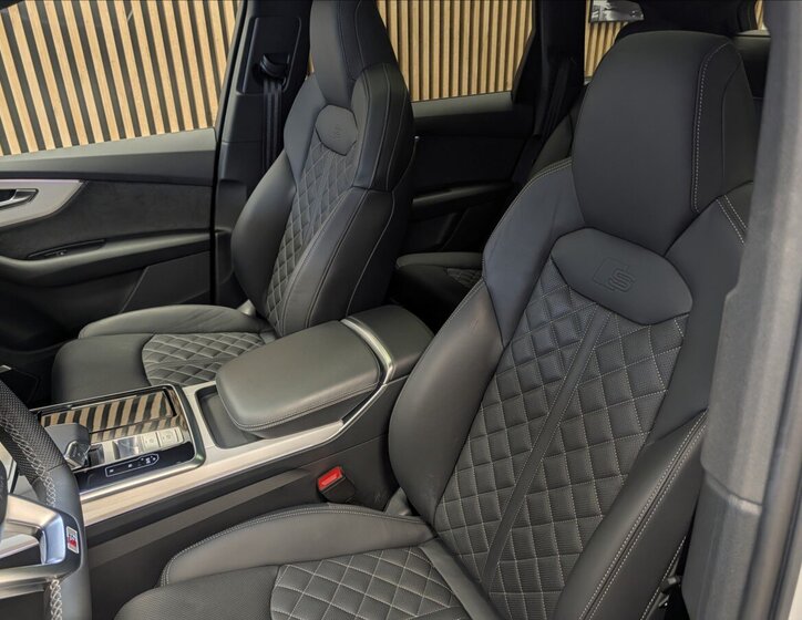 Audi Q7 Kombi 3,0 l 210 kw