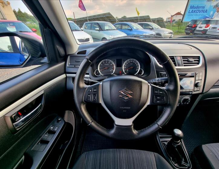 Suzuki Swift 14