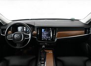 Volvo V90 11