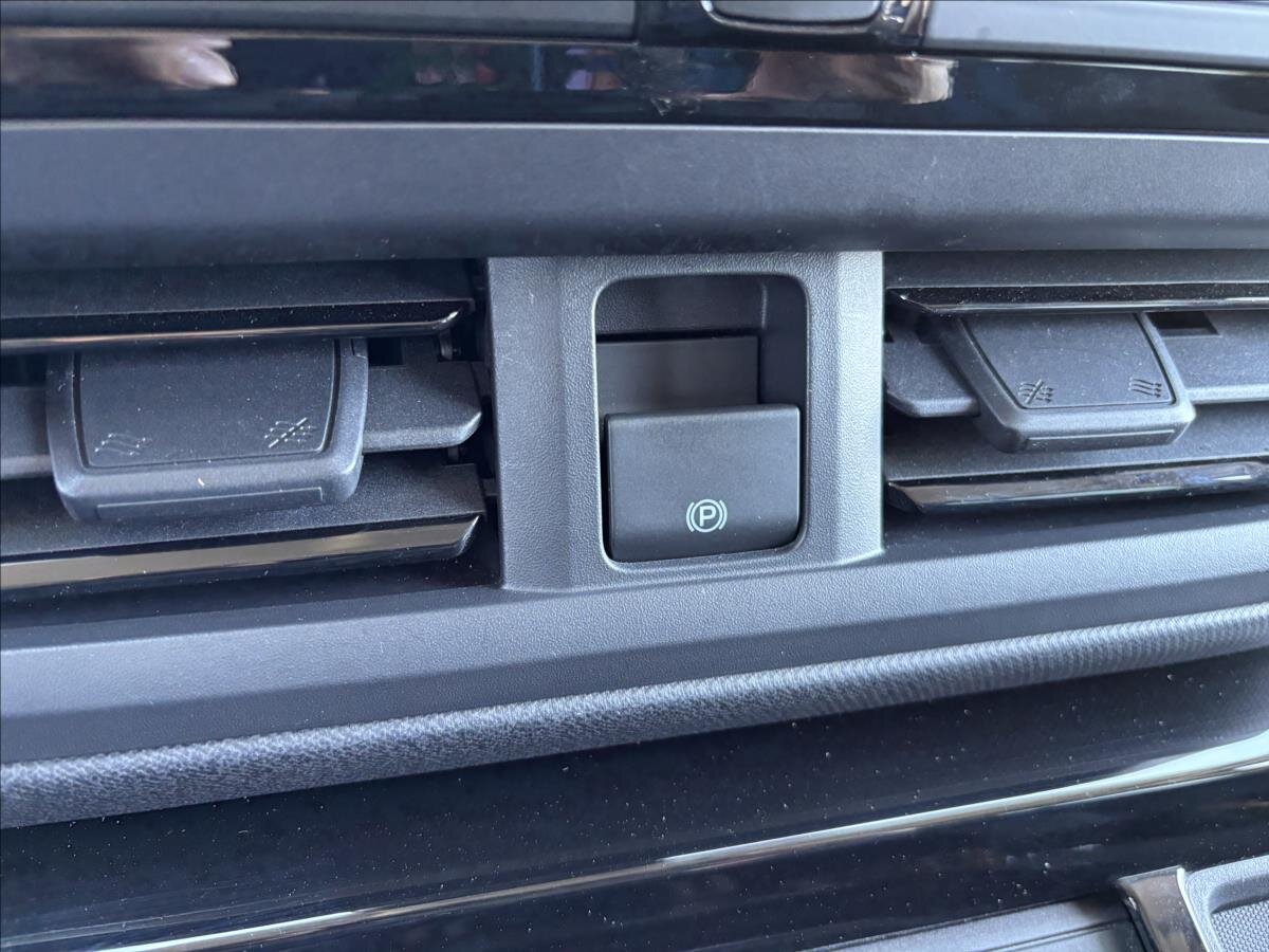 Ford Tourneo Custom Kombi 2,5 l 171 kw