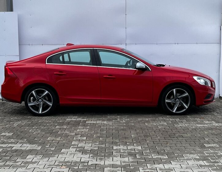 Volvo S60 Sedan 0,0 120 kw