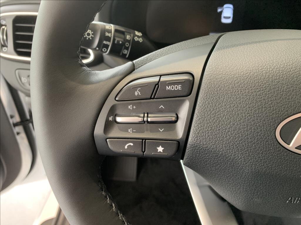 Hyundai i30 Hatchback 1,5 l 70 kw