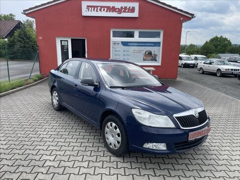 Škoda Octavia Sedan / Limuzína 1,6 l 77 kw