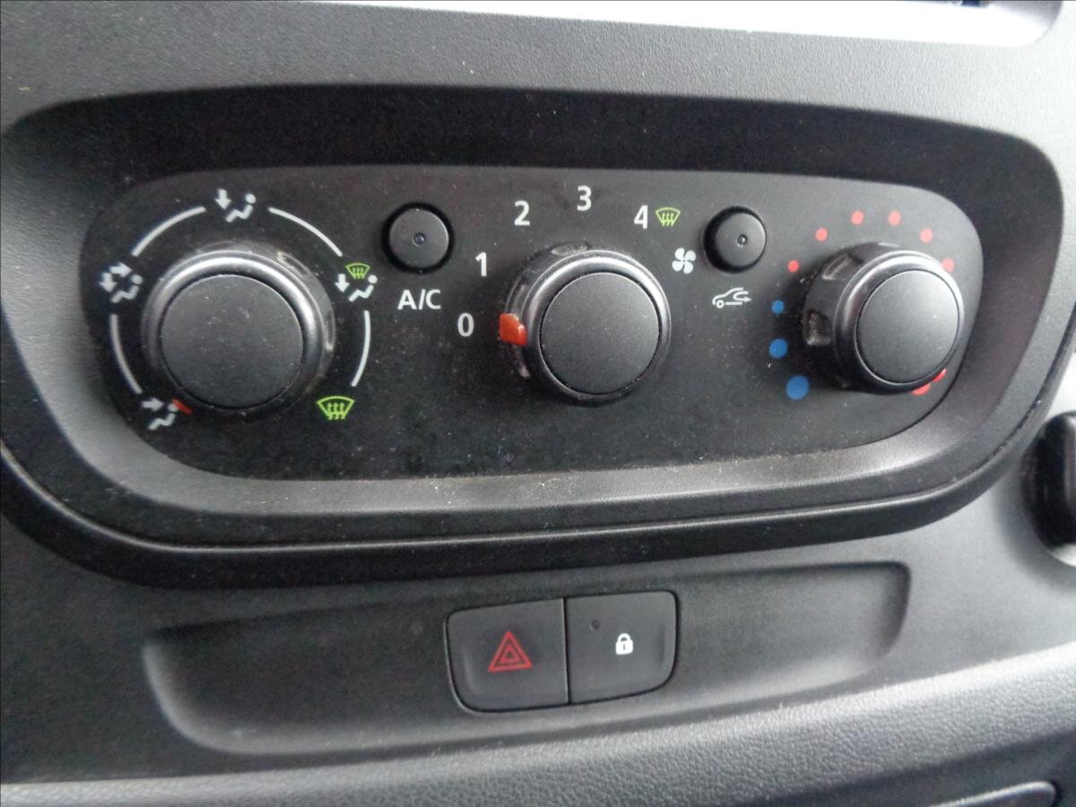 Opel Vivaro Ostatní 1,6 l 70 kw