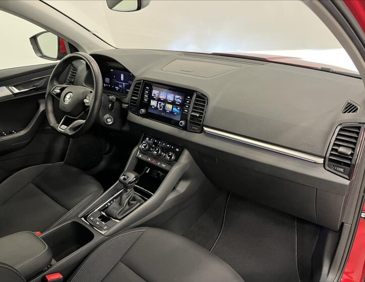 Škoda Karoq SUV 1,5 l 110 kw