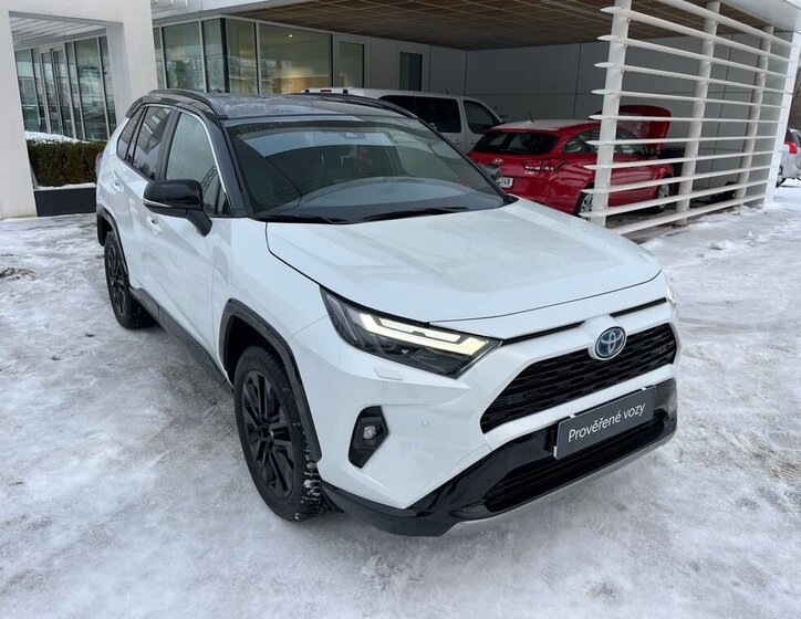 Toyota RAV4 SUV 2,5 l 131 kw