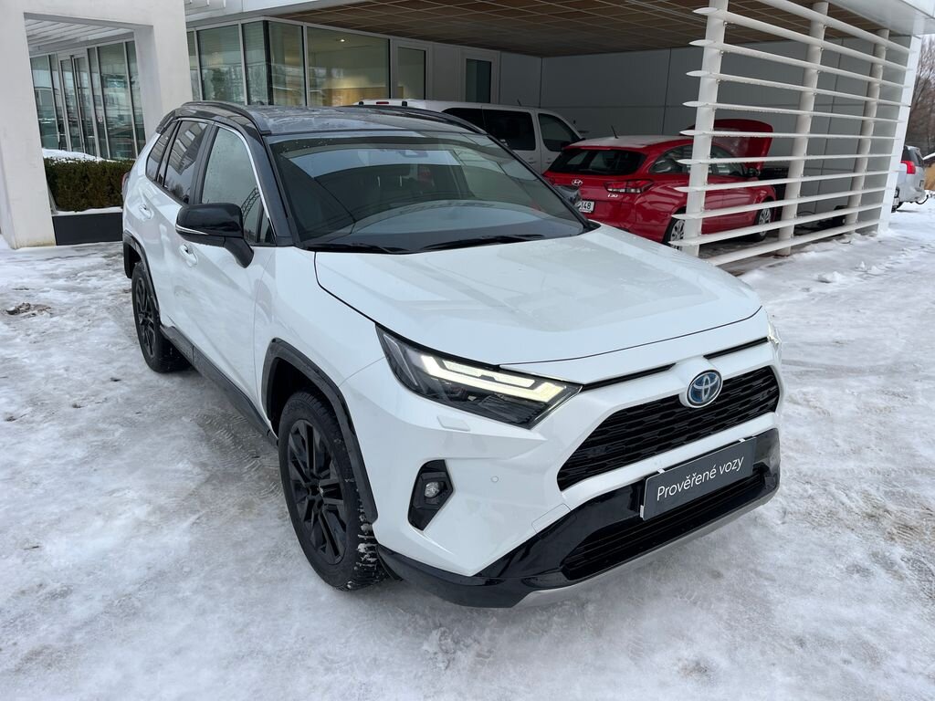 Toyota RAV4 SUV 2,5 l 131 kw