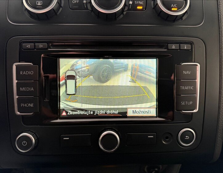 Volkswagen Touran Kombi 1,2 l 77 kw