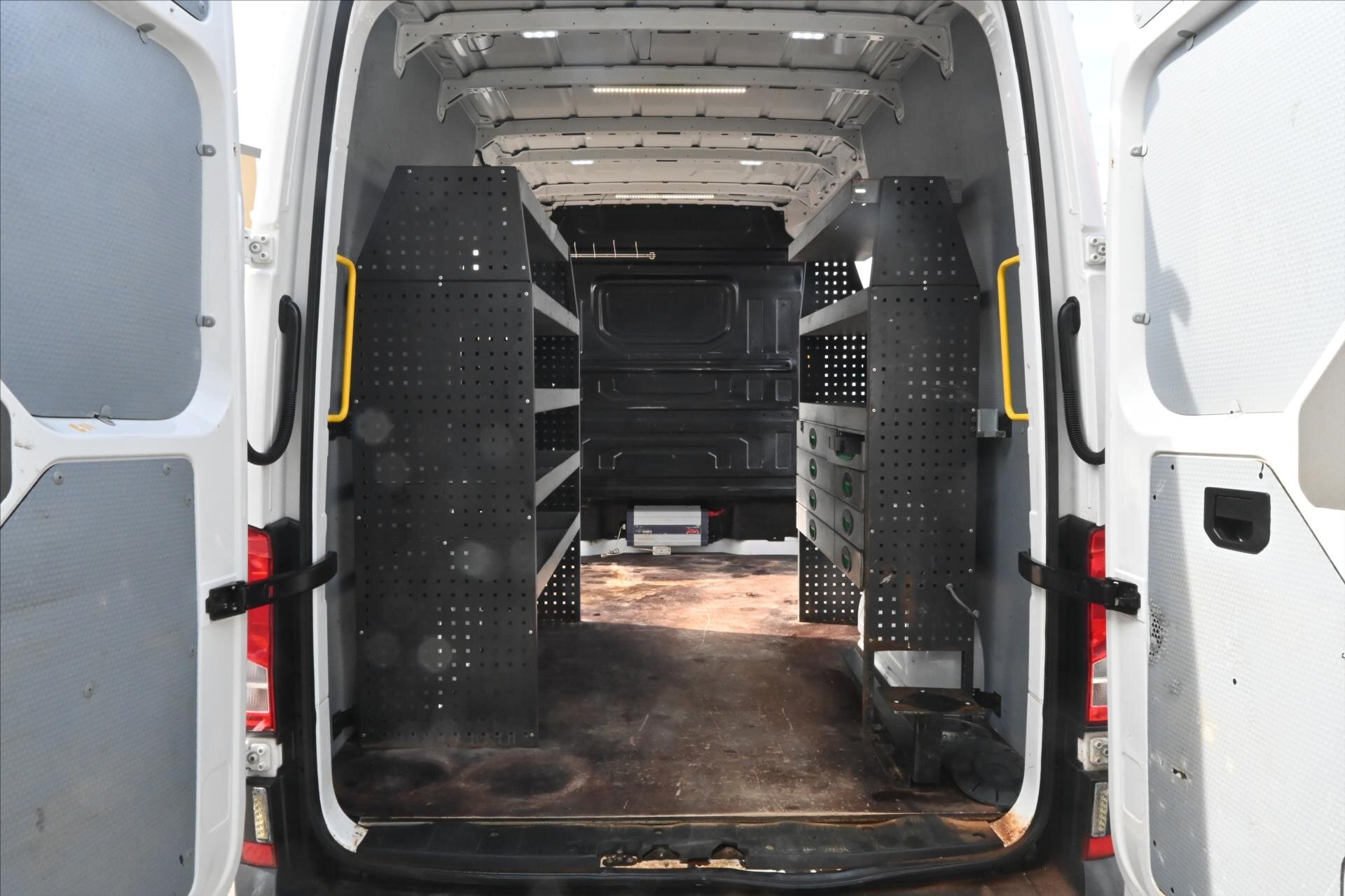 Volkswagen Crafter Skříň 2,0 l 103 kw