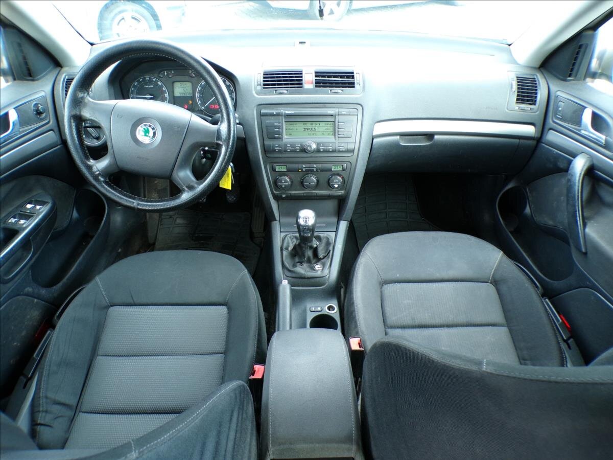 Škoda Octavia Kombi 2,0 l 103 kw