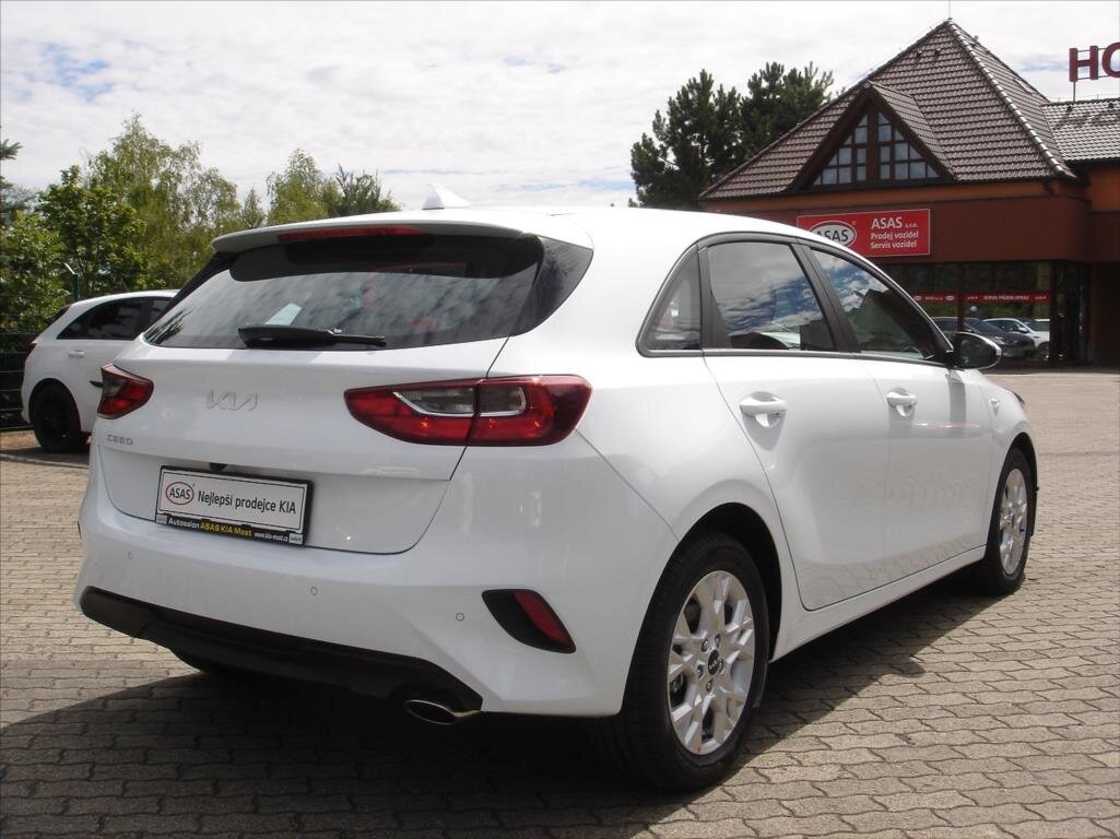KIA Ceed Hatchback 1,5 l 118 kw