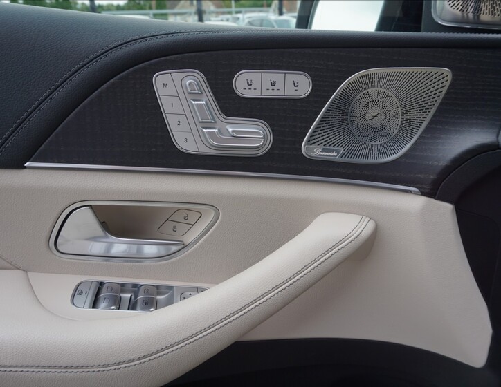 Mercedes-Benz GLS 13