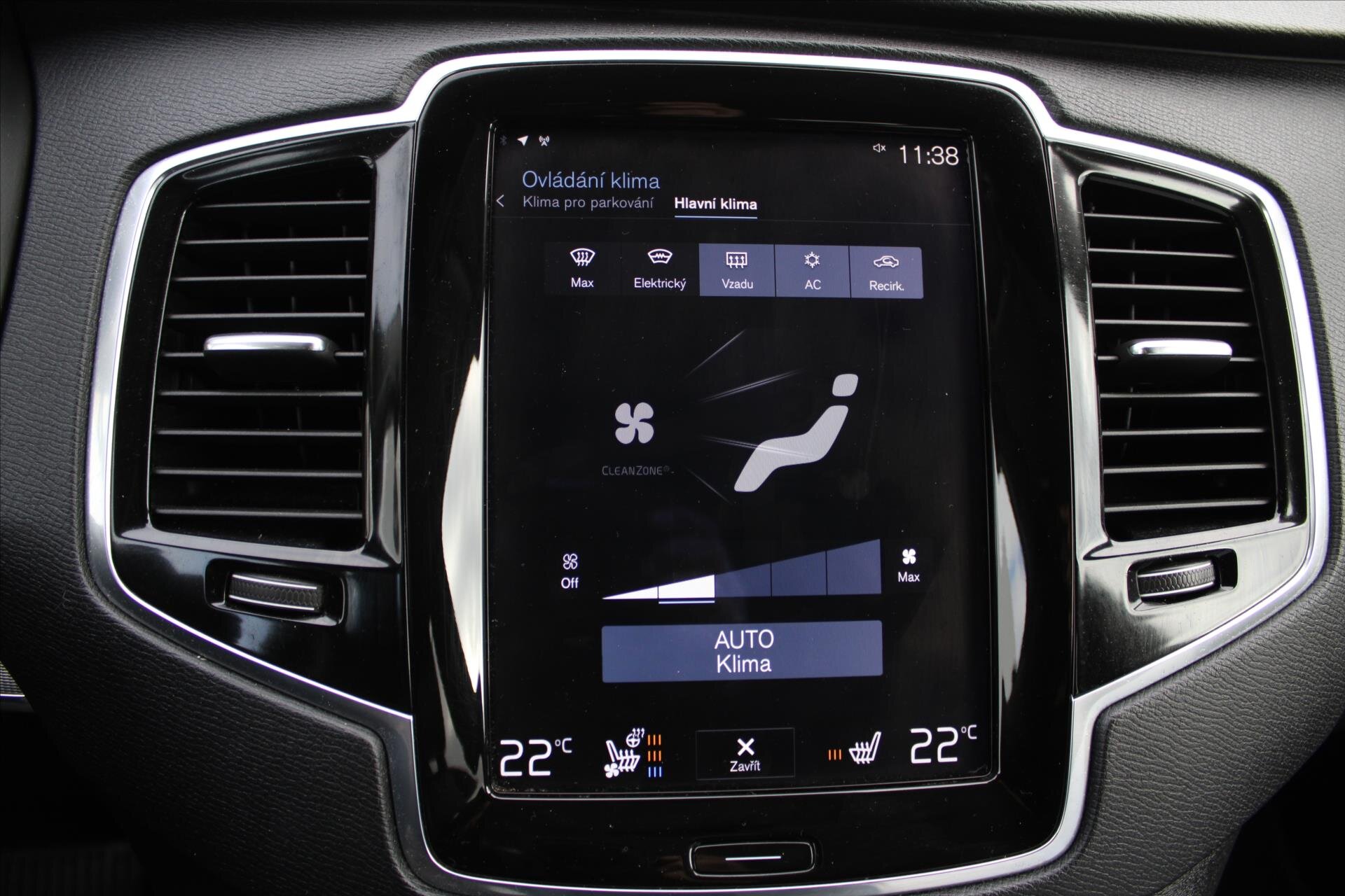 Volvo XC90 SUV 2,0 l 177 kw