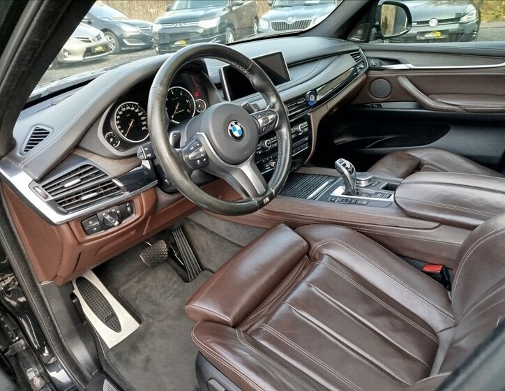BMW X5 SUV 3,0 l 280 kw