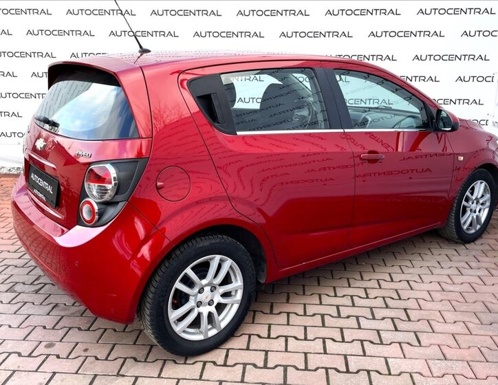 Chevrolet Aveo 4