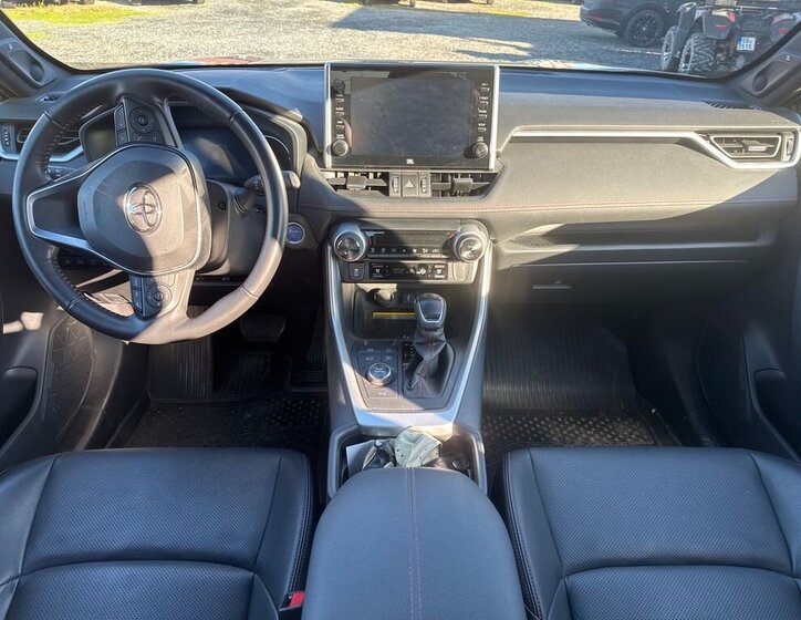 Toyota RAV4 9