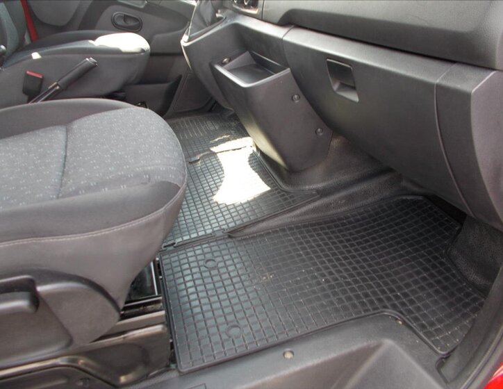 Opel Movano Ostatní 2,3 l 132 kw