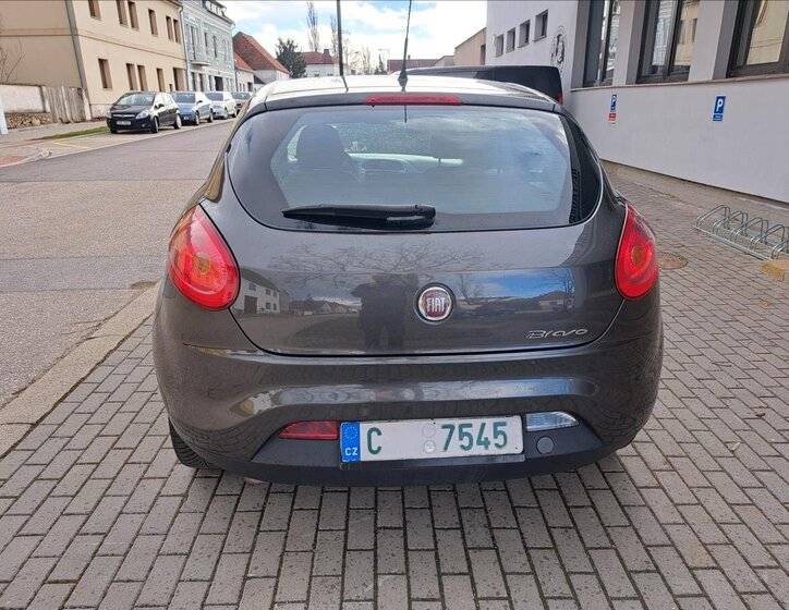 Fiat Bravo Hatchback 1,6 l 77 kw