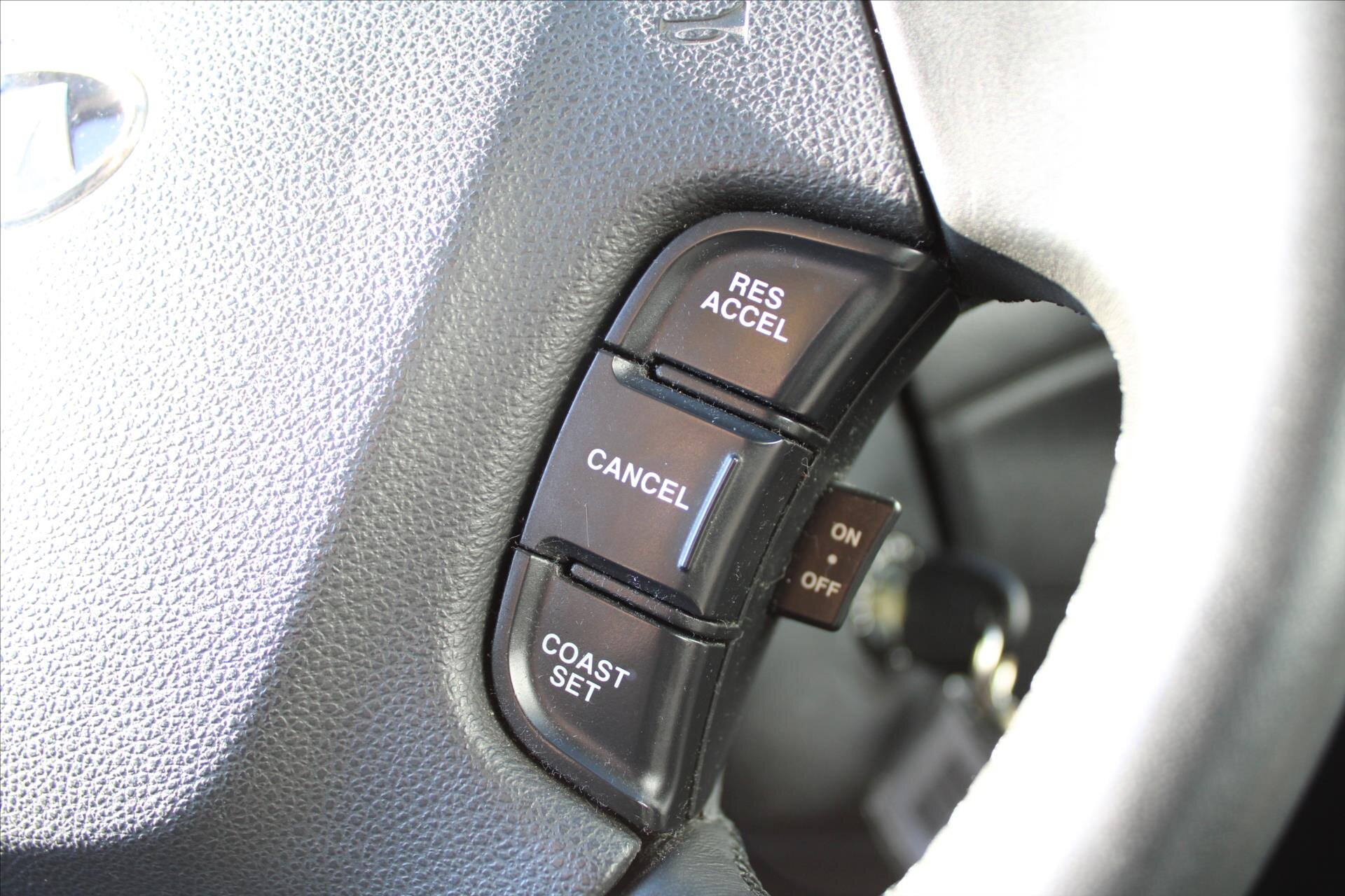 KIA Carens MPV 2,0 l 100 kw