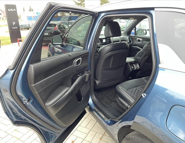 KIA Sorento SUV 2,2 l 142 kw