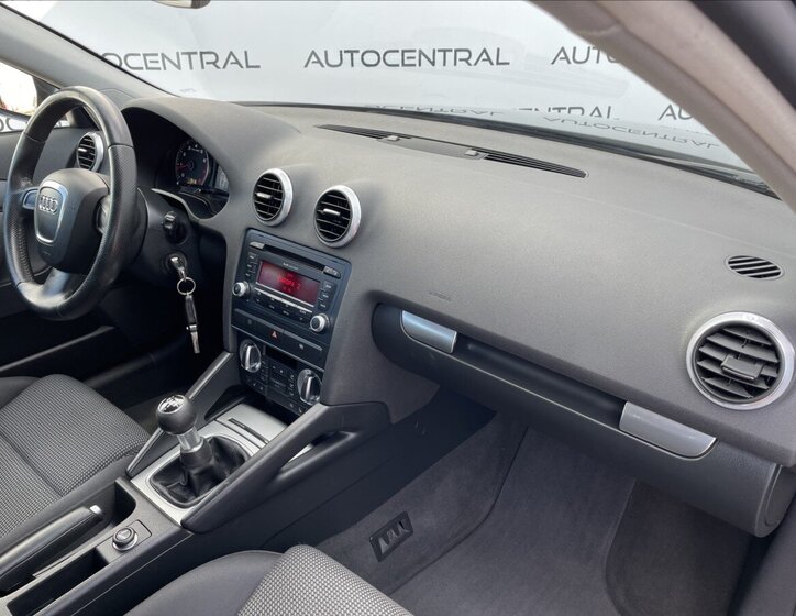 Audi A3 Hatchback 1,6 l 75 kw