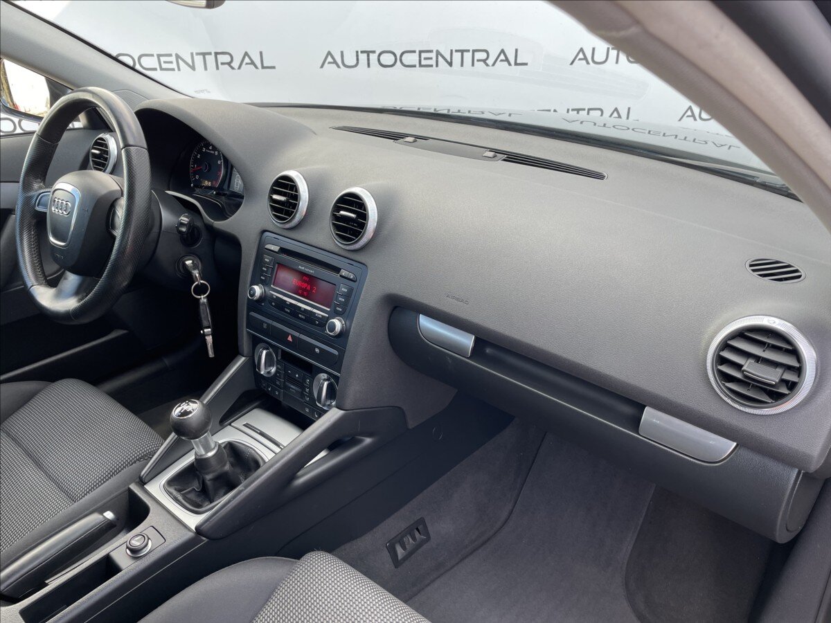 Audi A3 Hatchback 1,6 l 75 kw