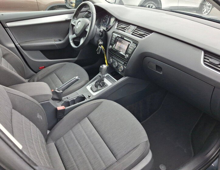 Škoda Octavia Kombi 1,6 l 77 kw