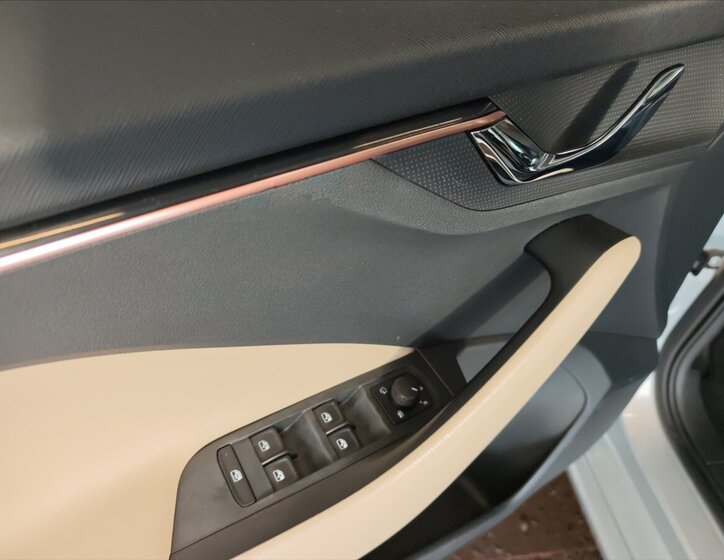 Škoda Scala Hatchback 1,6 l 85 kw