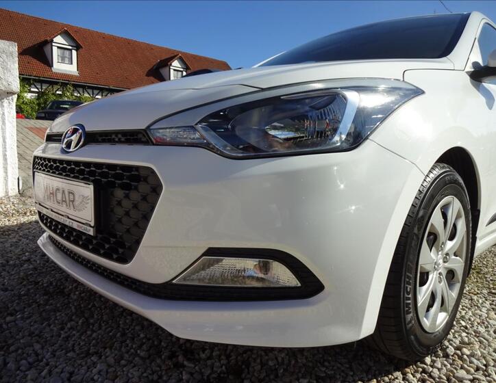 Hyundai i20 12
