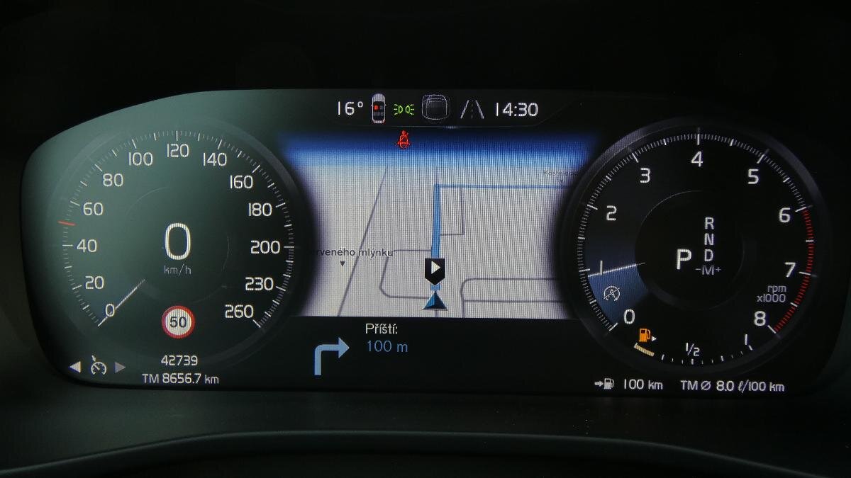 Volvo XC40 SUV / Terénní 1,5 l 95 kw