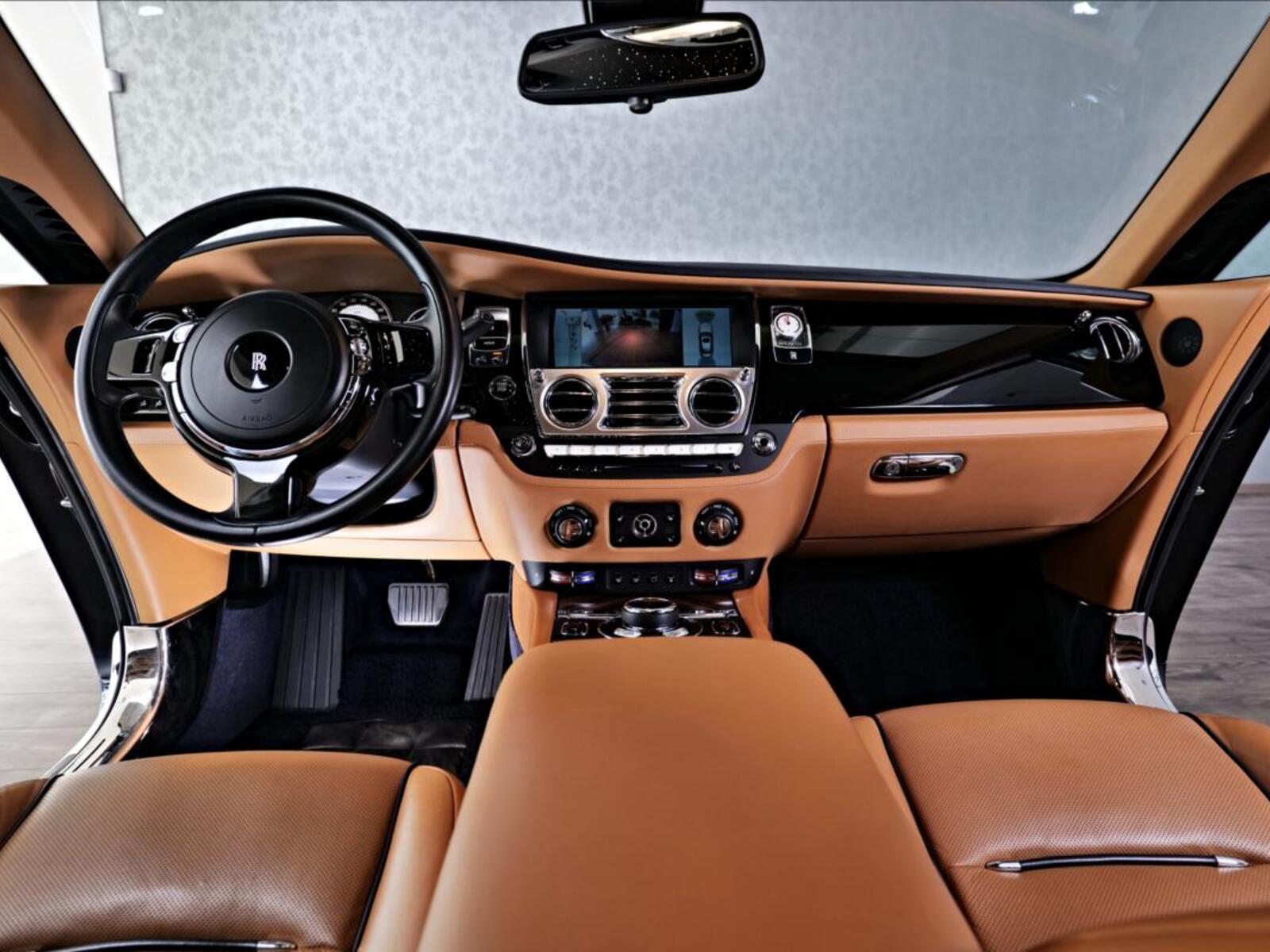 Rolls-Royce Wraith 16