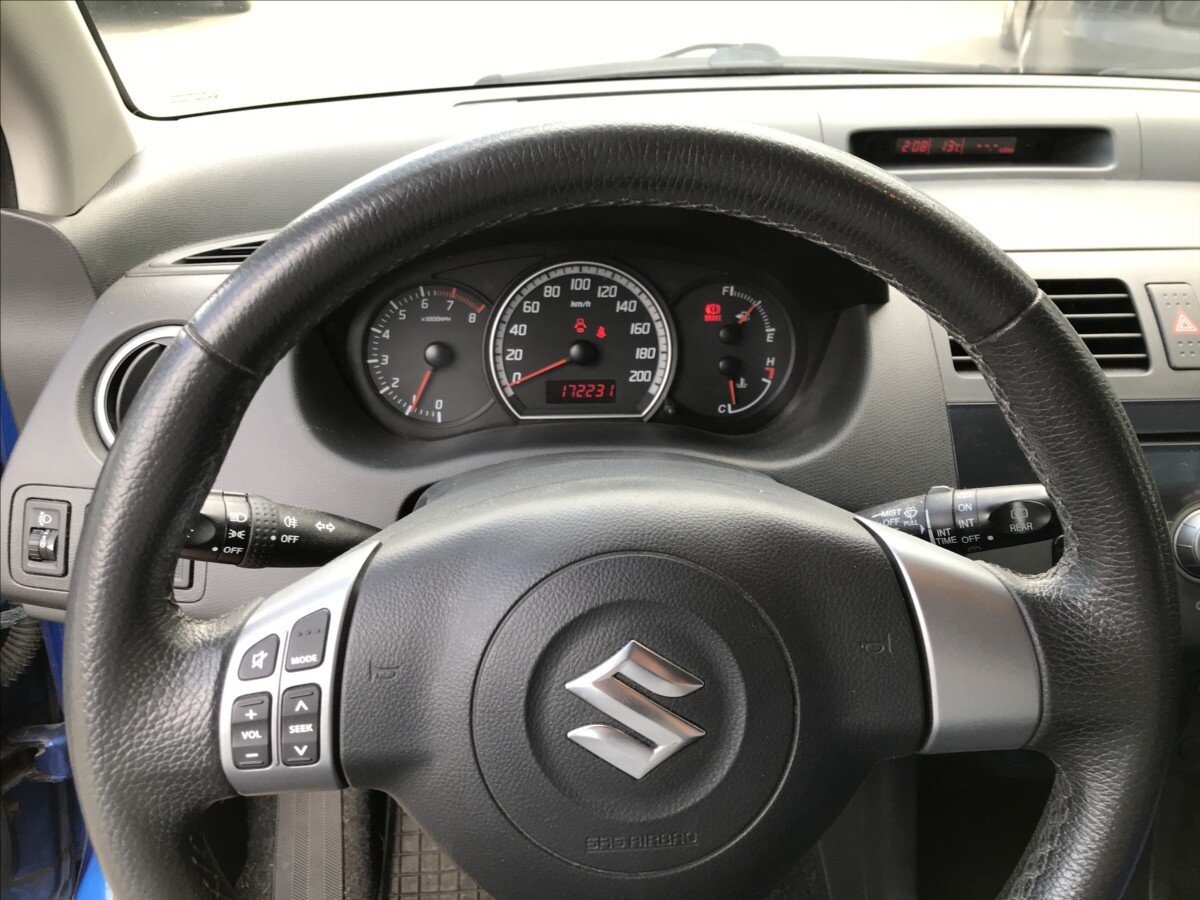 Suzuki Swift Hatchback 1,3 l 67 kw