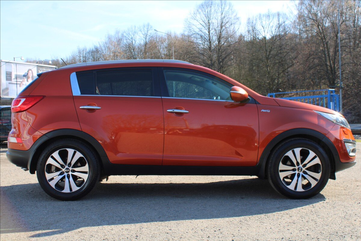 KIA Sportage SUV / Terénní 2,0 l 120 kw