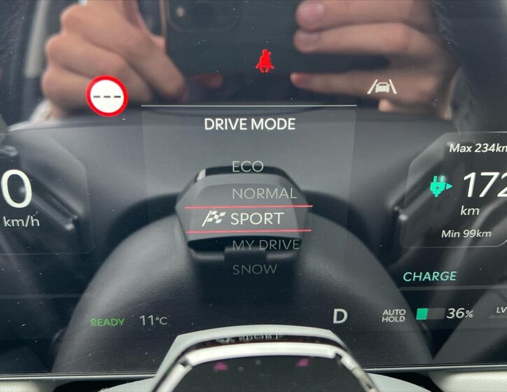 KIA EV3 SUV / Terénní 0,0 150 kw