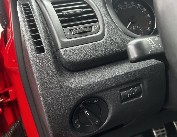 Škoda Fabia Hatchback 1,6 l 55 kw