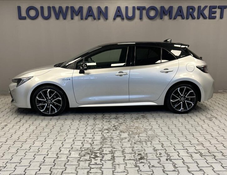 Toyota Corolla Hatchback 2,0 l 112 kw