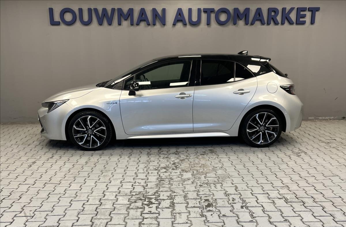 Toyota Corolla Hatchback 2,0 l 112 kw