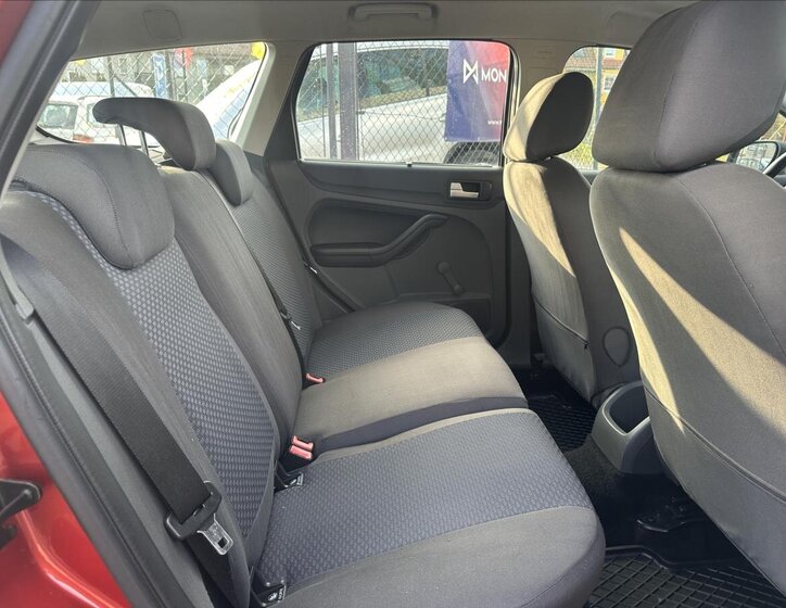 Ford Focus Kombi 1,6 l 85 kw