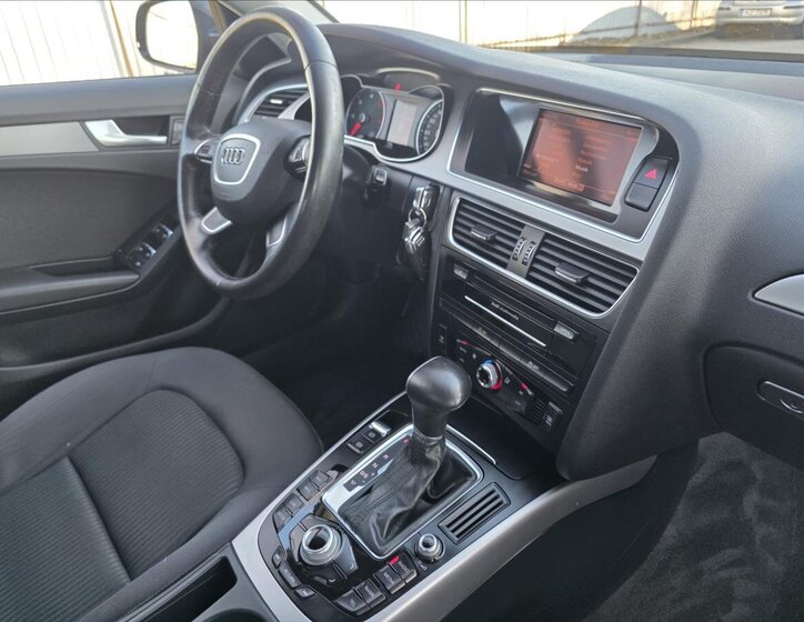 Audi A4 Kombi 2,0 l 100 kw