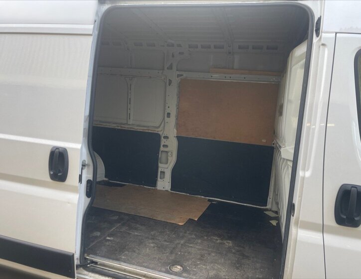 Peugeot Boxer Skříň 2,2 l 121 kw